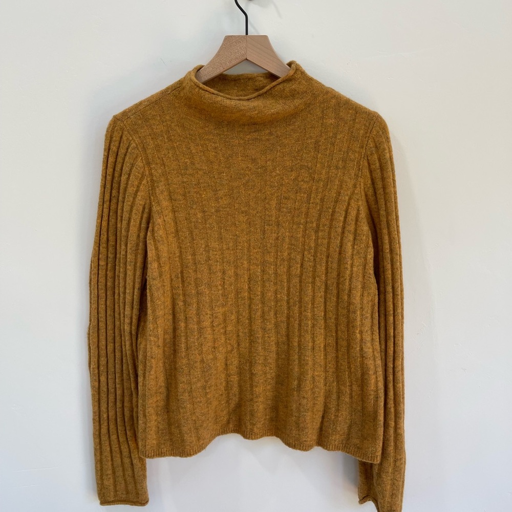 Madewell Evercrest Turtleneck Sweater in Coziest Yarn. Heather Mustard. Size L.